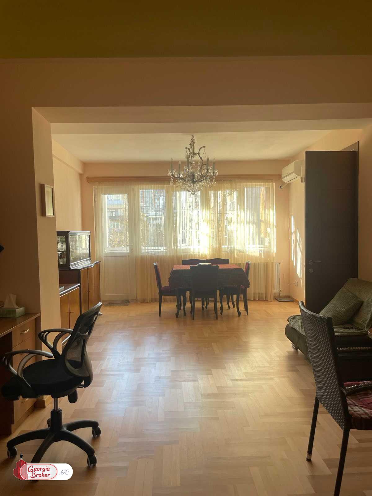 nearly repaired 3-room apartment for sale