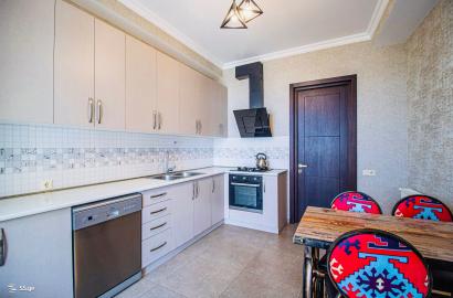 იყიდება ახალი გარემონტებული 3 ოთახიანი ბინა