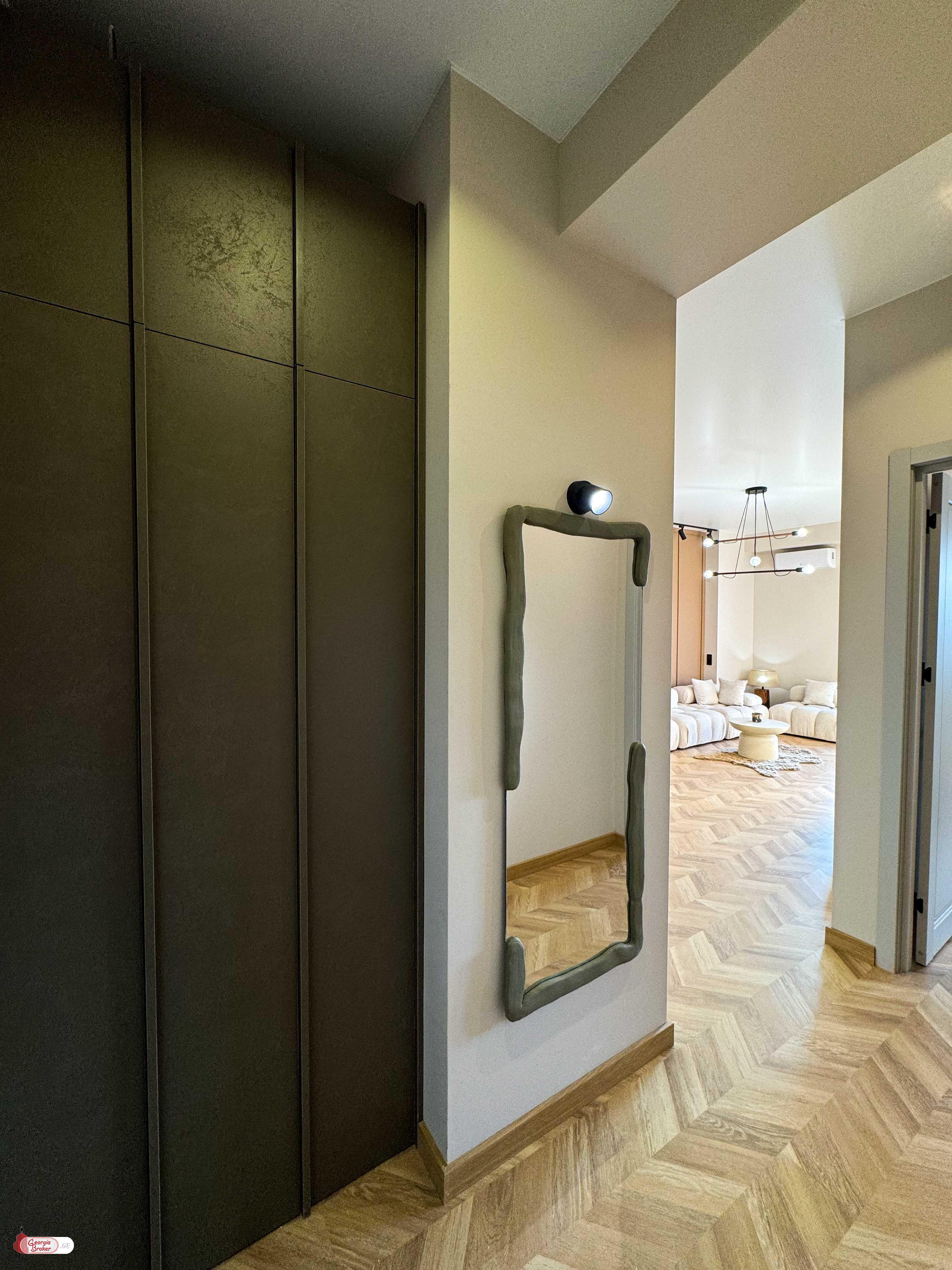 продается квартира с новым ремонтом 2-комнаты