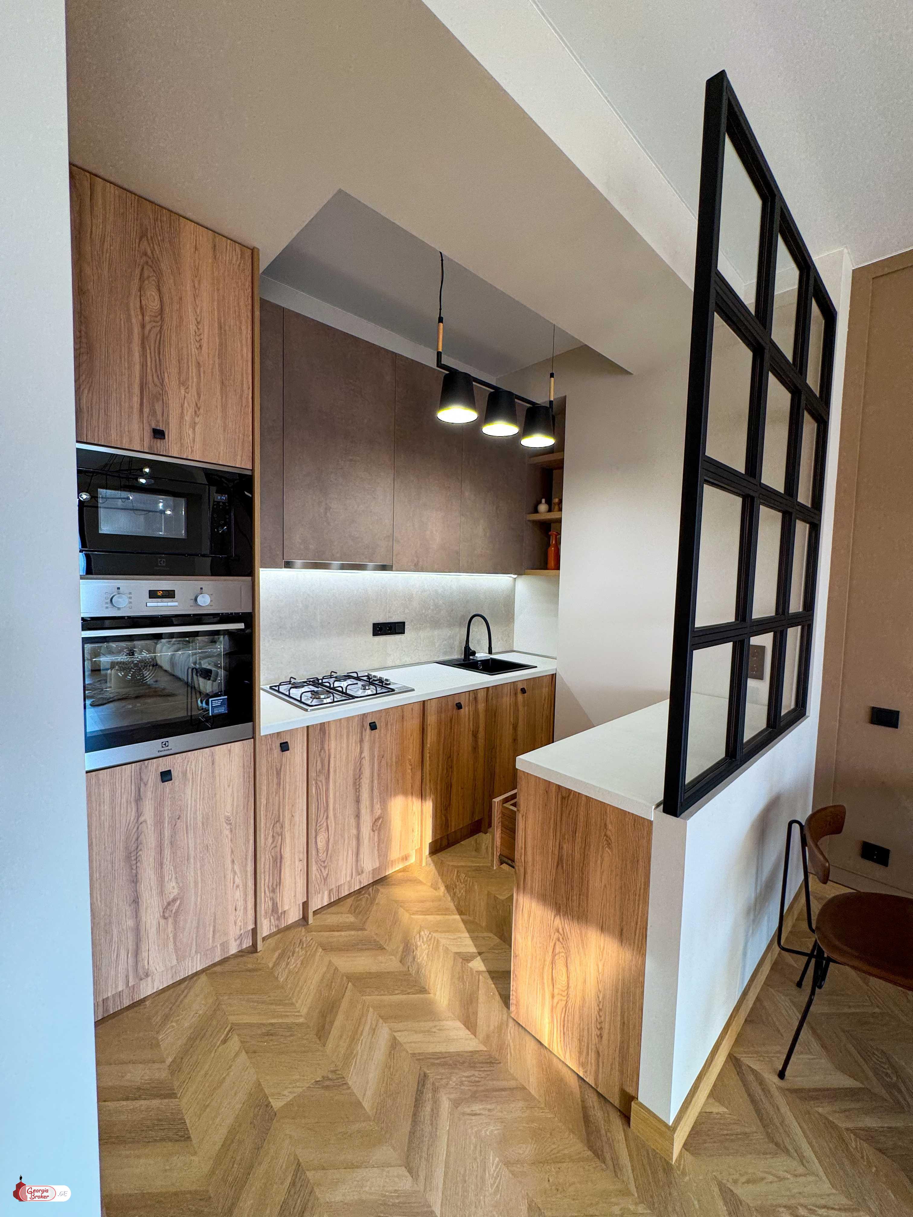 продается квартира с новым ремонтом 2-комнаты