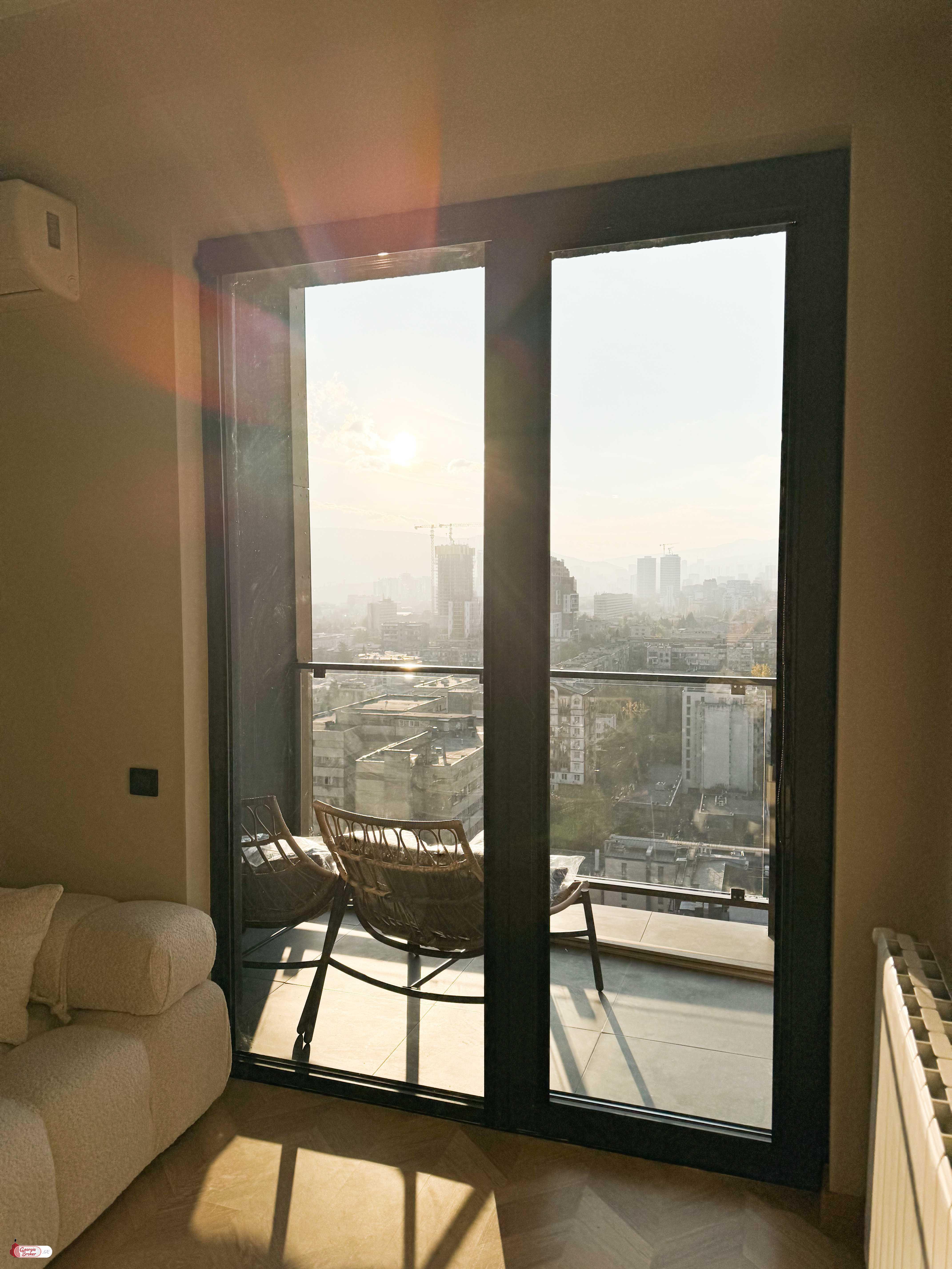 продается квартира с новым ремонтом 2-комнаты