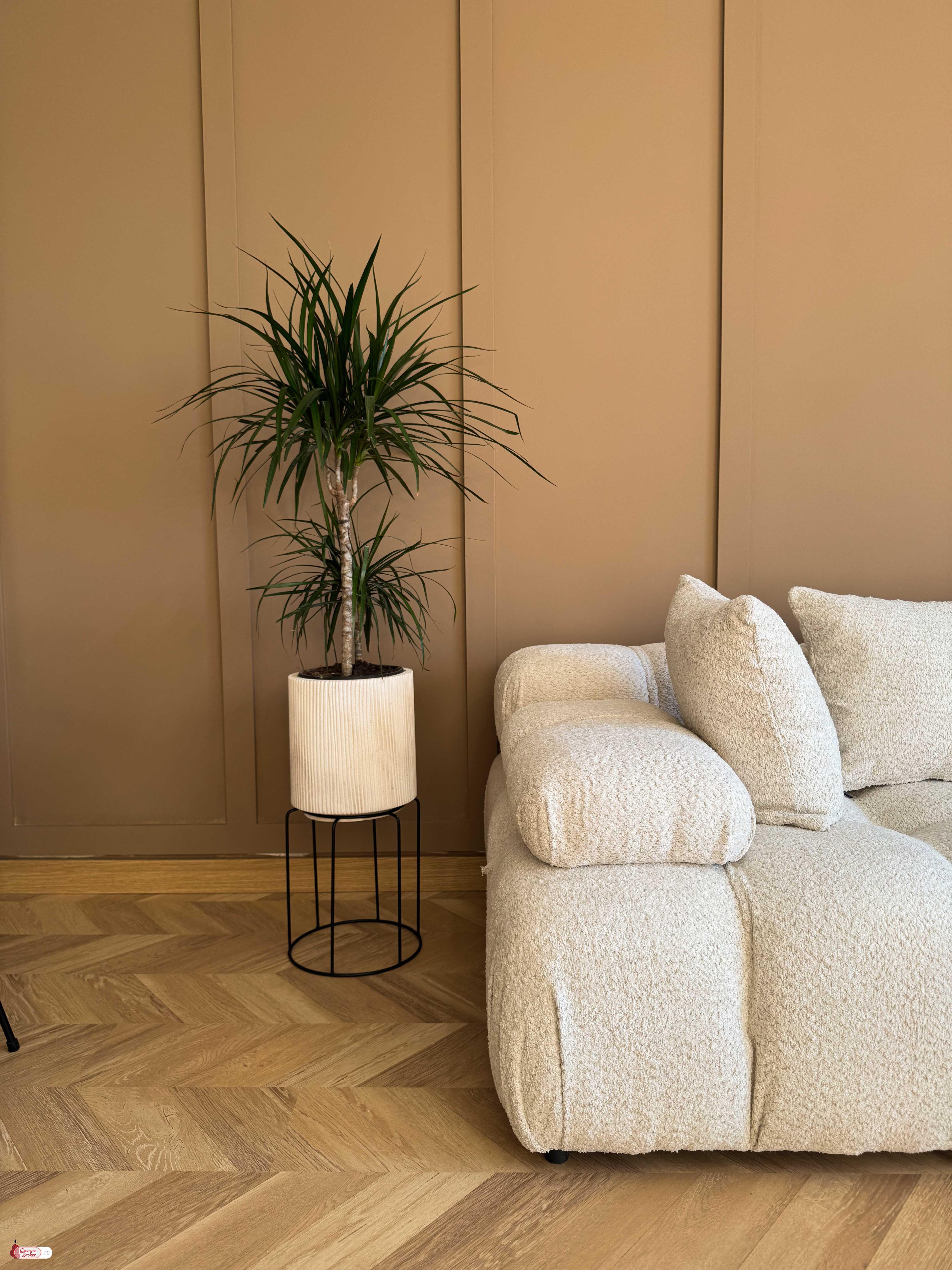 продается квартира с новым ремонтом 2-комнаты