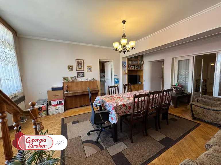 nearly repaired 5-room apartment for sale