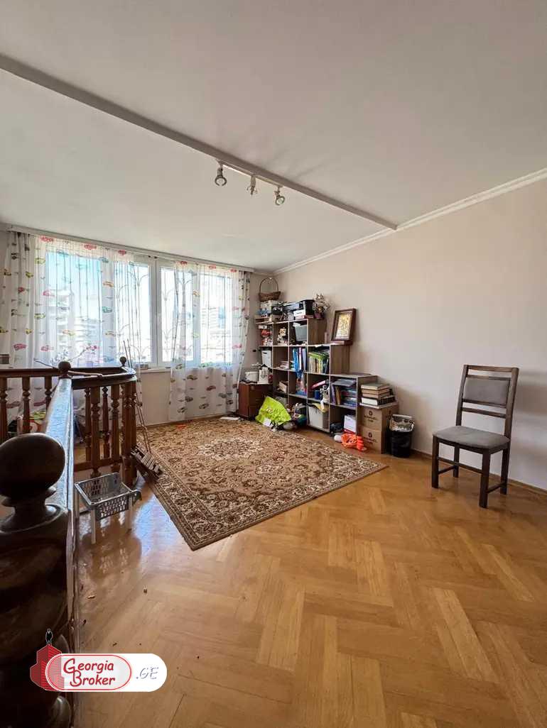 nearly repaired 5-room apartment for sale