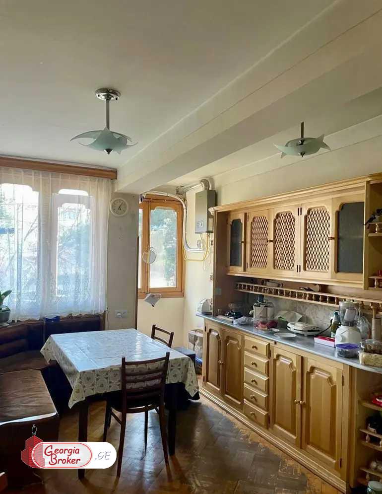 nearly repaired 5-room apartment for sale