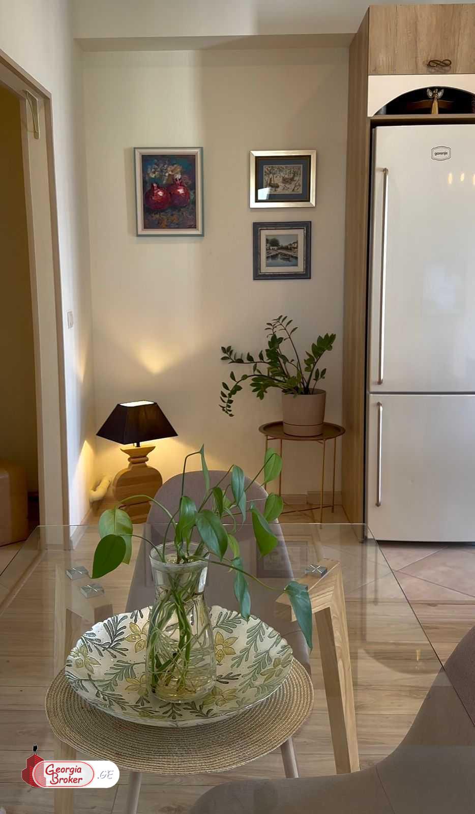 იყიდება ახალი გარემონტებული 3 ოთახიანი ბინა