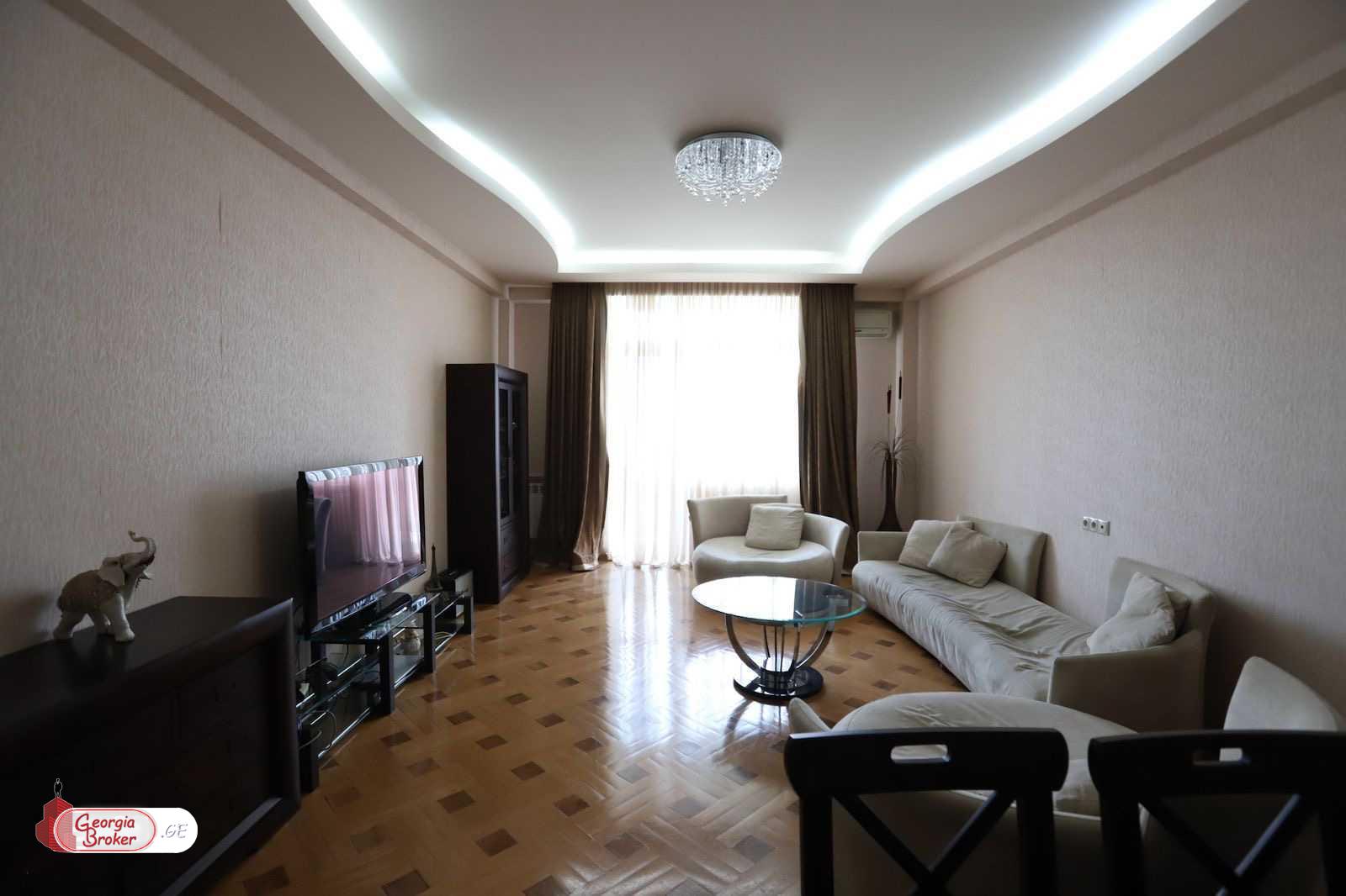 продается квартира с новым ремонтом 3-комнаты