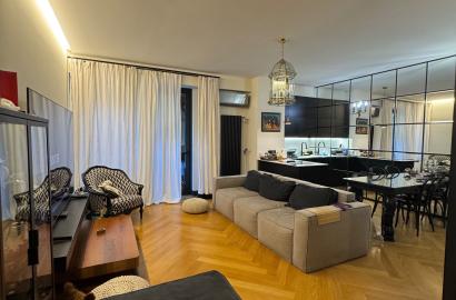 nearly repaired 4-room apartment for sale