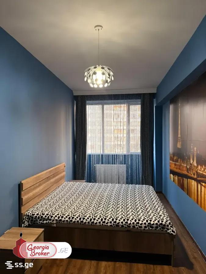 продается квартира с новым ремонтом 3-комнаты