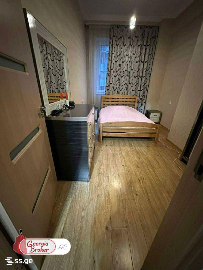 იყიდება ახალი გარემონტებული 3 ოთახიანი ბინა