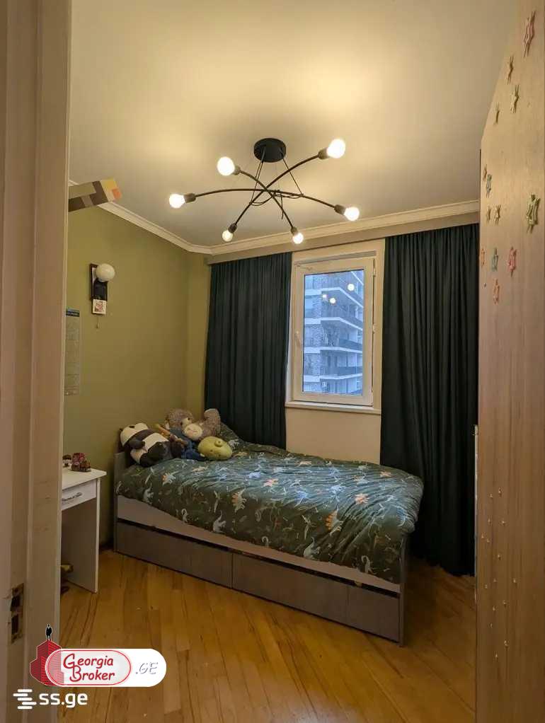 იყიდება ახალი გარემონტებული 3 ოთახიანი ბინა