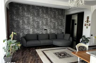 იყიდება ახალი გარემონტებული 4 ოთახიანი ბინა