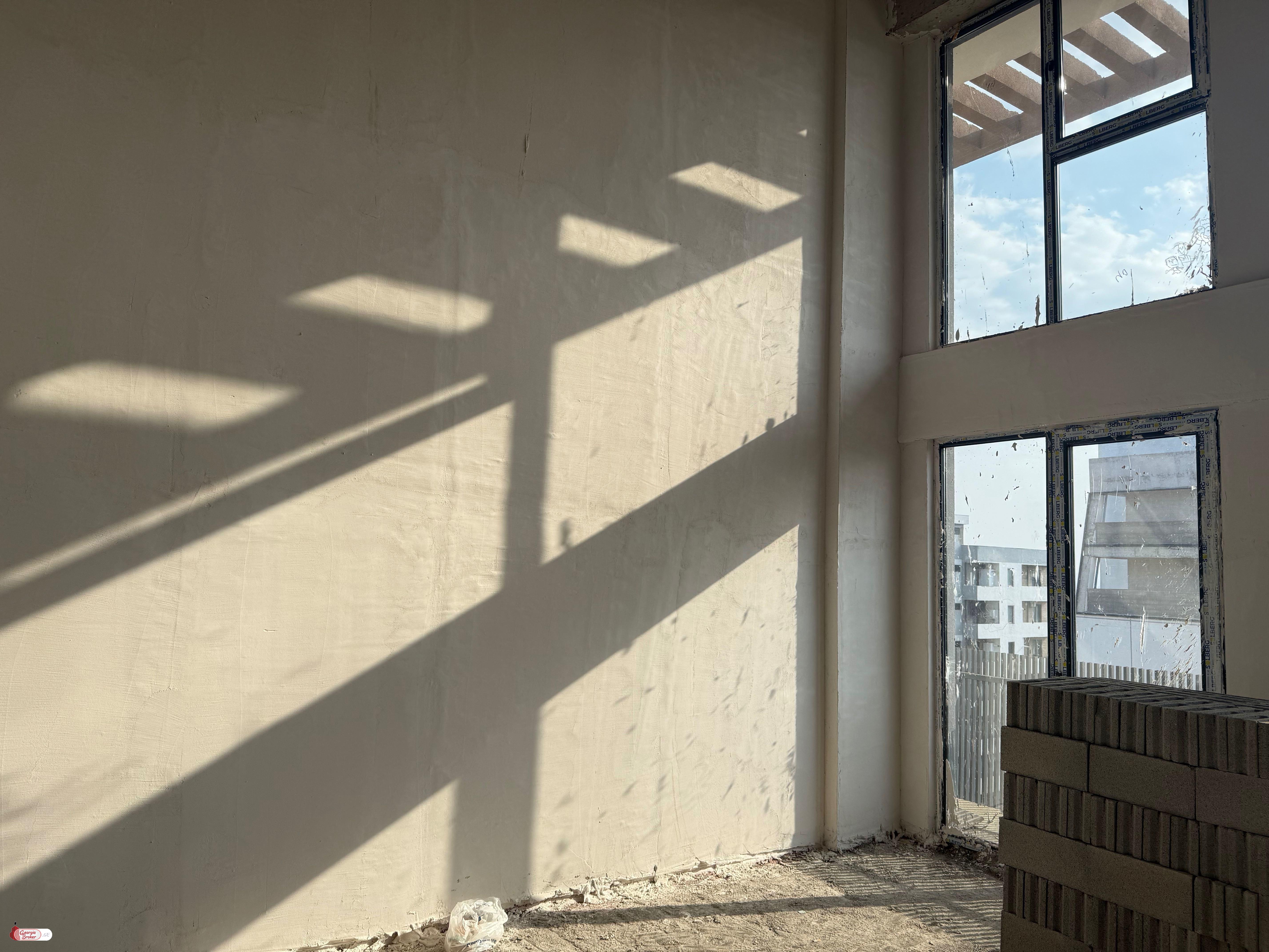 продается квартира с новым ремонтом 3-комнаты