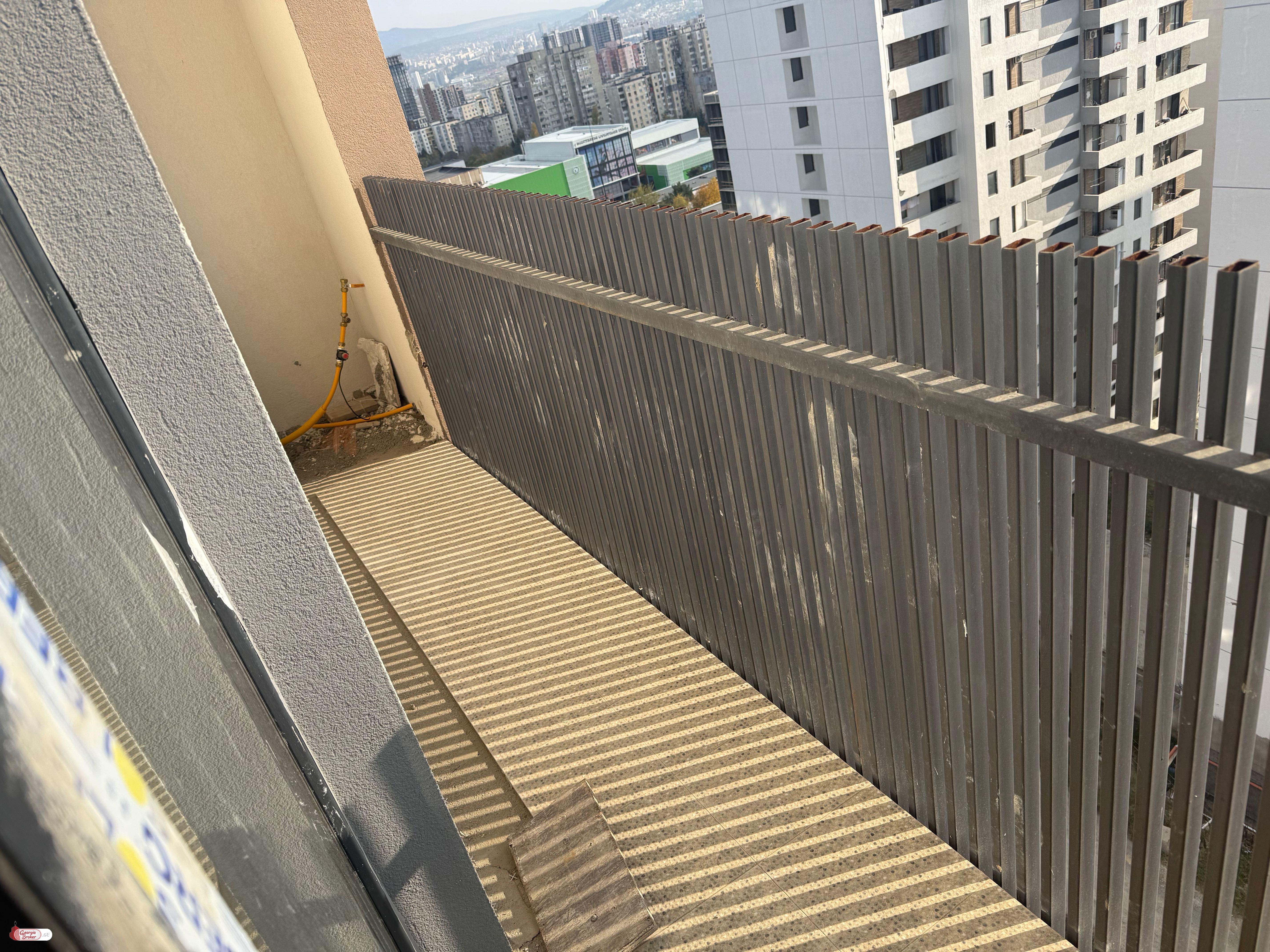 продается квартира с новым ремонтом 3-комнаты