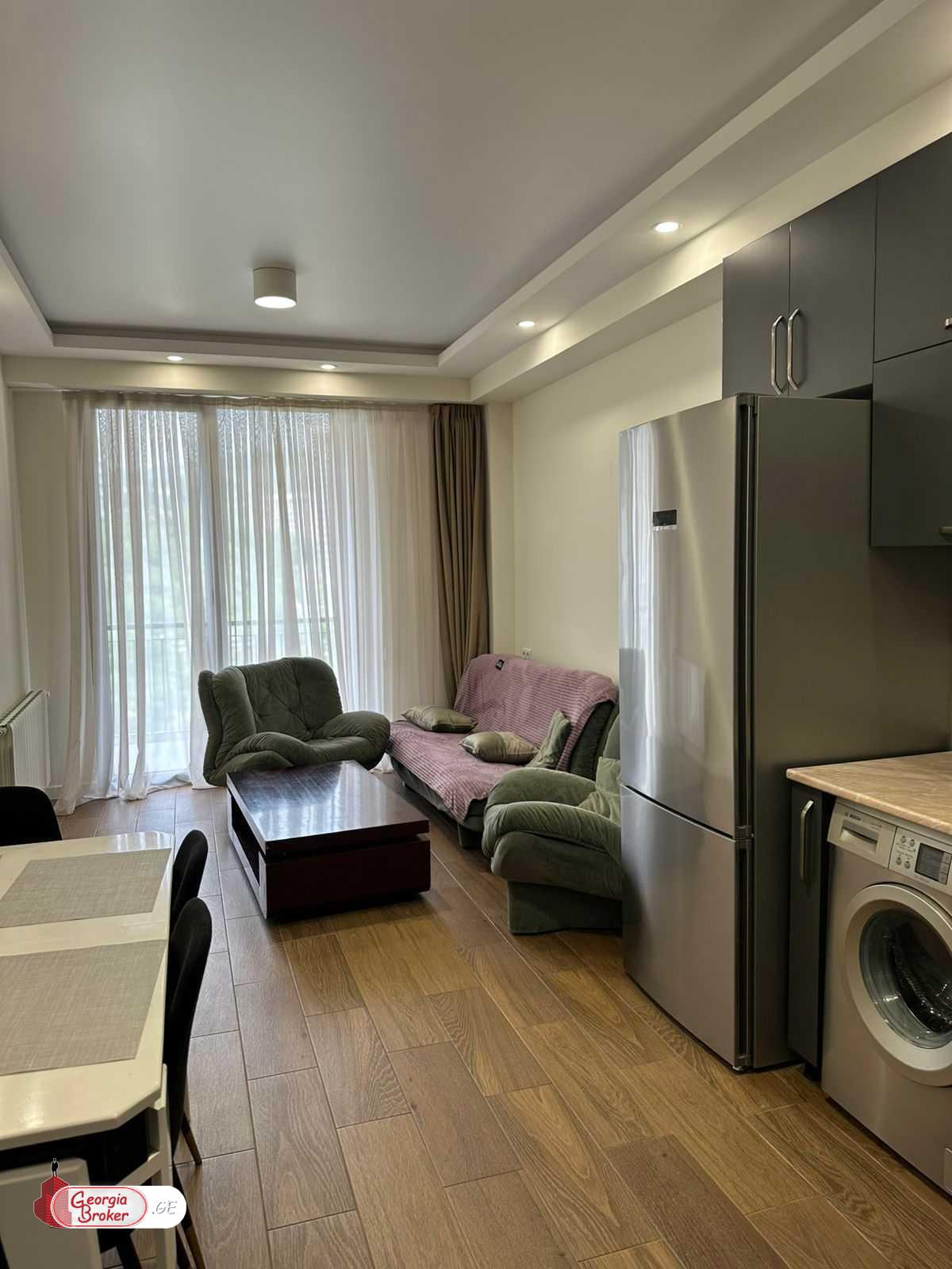 в аренду квартира с новым ремонтом 2-комнаты