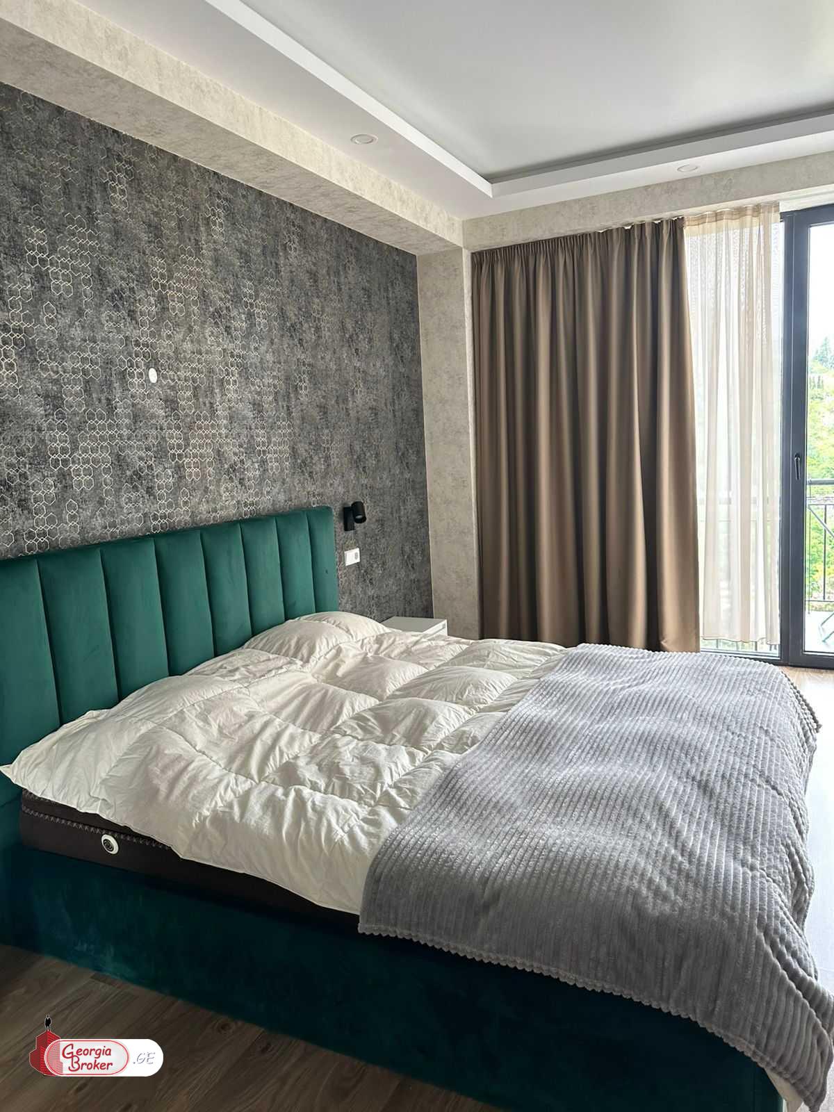 в аренду квартира с новым ремонтом 2-комнаты