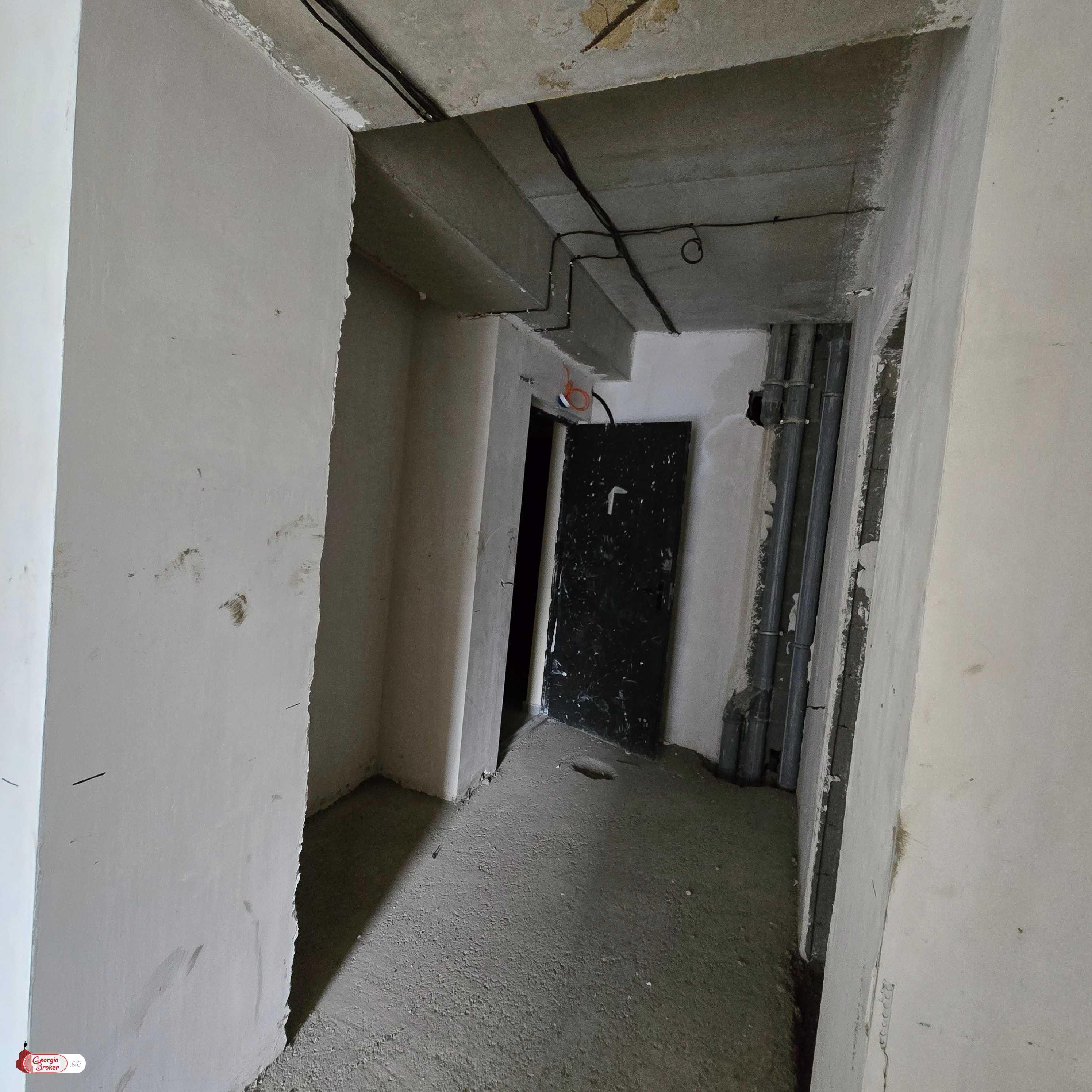 იყიდება ახალი გარემონტებული 3 ოთახიანი ბინა