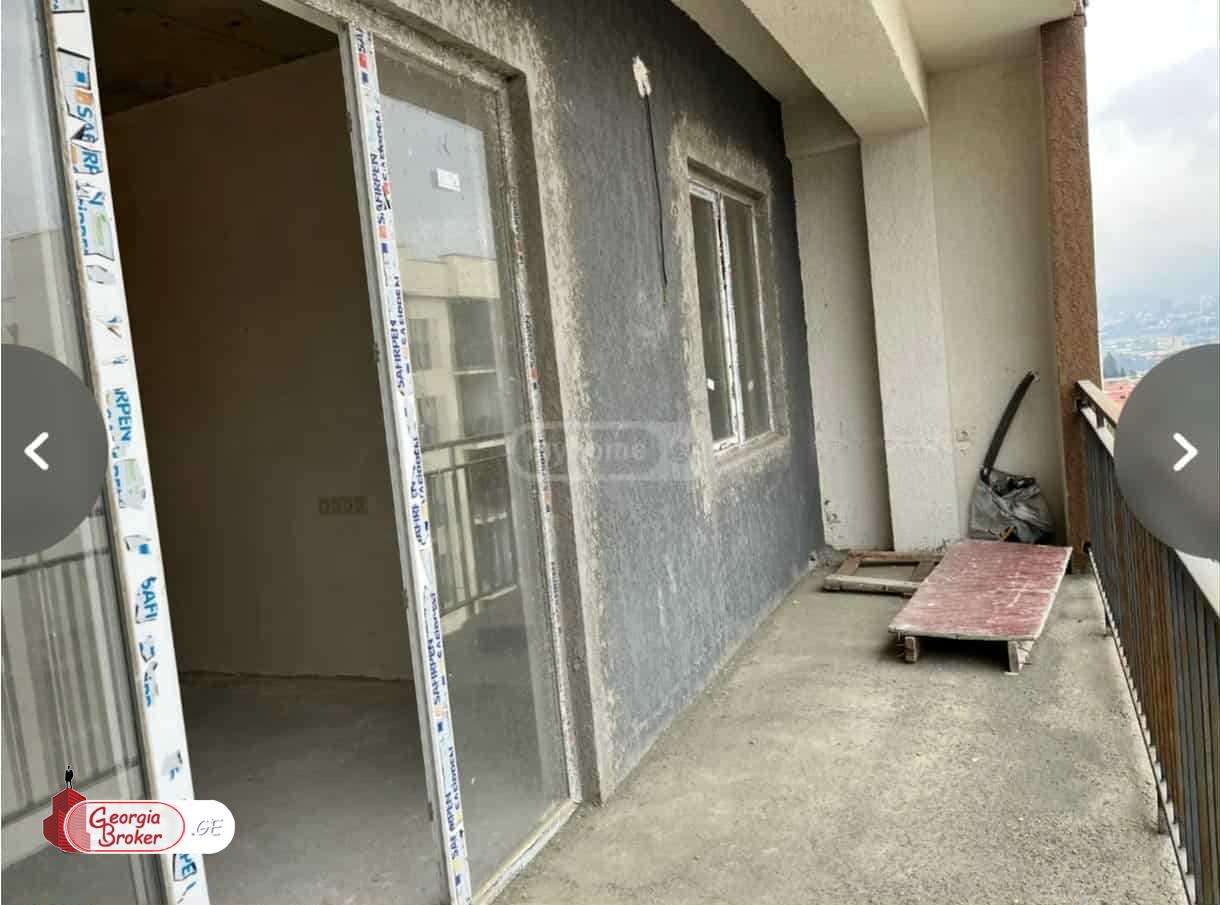 იყიდება ახალი გარემონტებული 3 ოთახიანი ბინა
