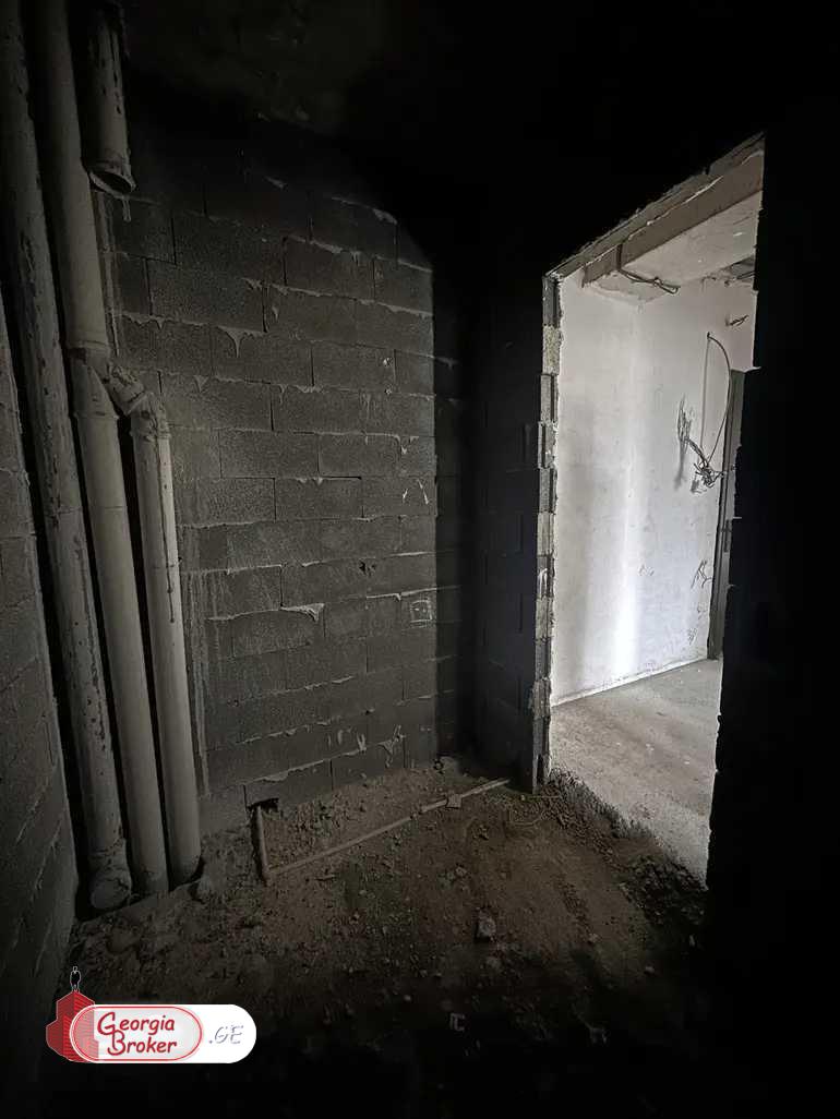 იყიდება ახალი გარემონტებული 3 ოთახიანი ბინა