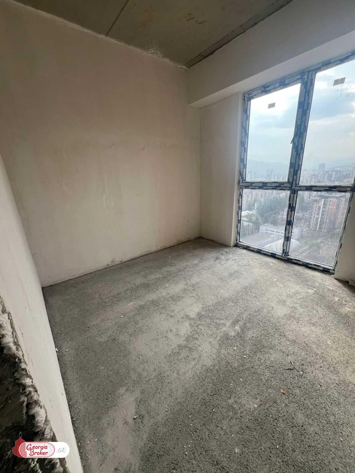 nearly repaired 5-room apartment for sale