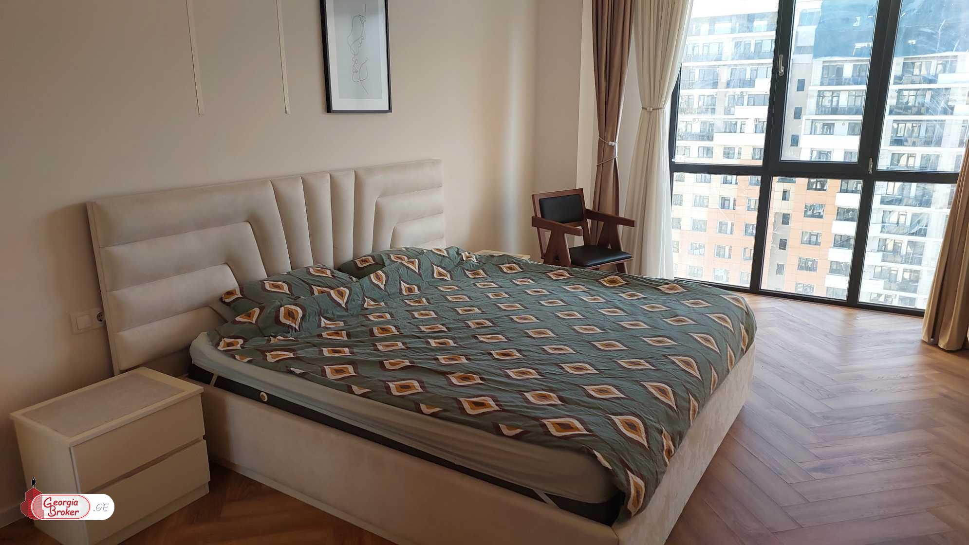 nearly repaired 3-room apartment for sale