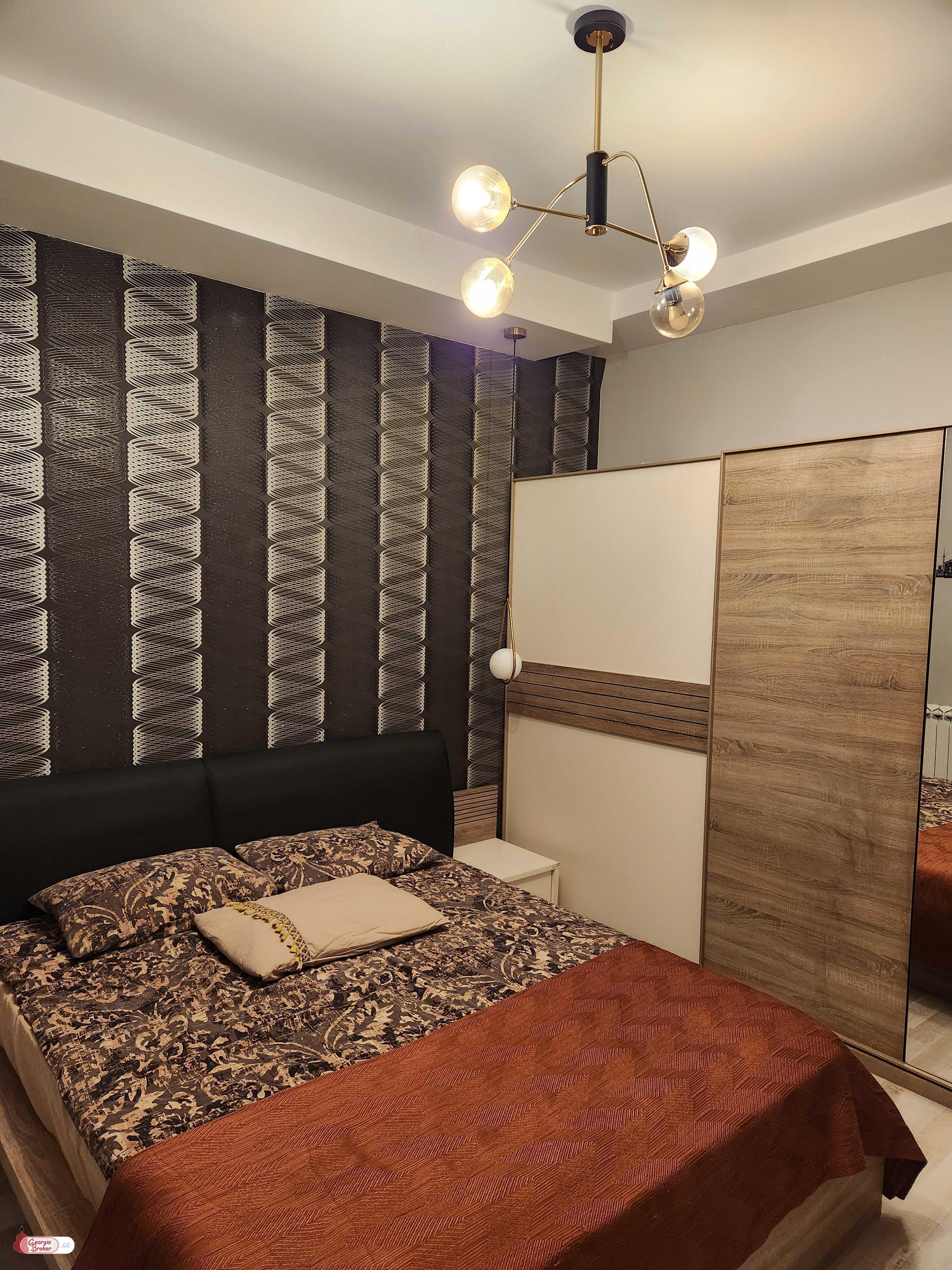 იყიდება ახალი გარემონტებული 4 ოთახიანი ბინა