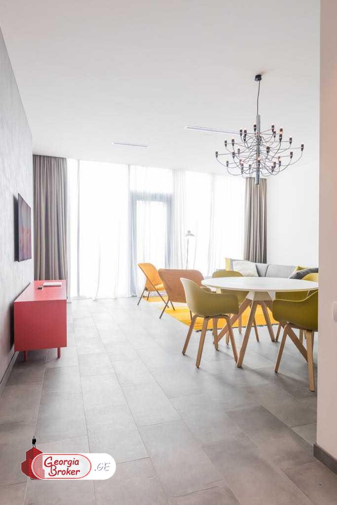 იყიდება ახალი გარემონტებული 3 ოთახიანი ბინა