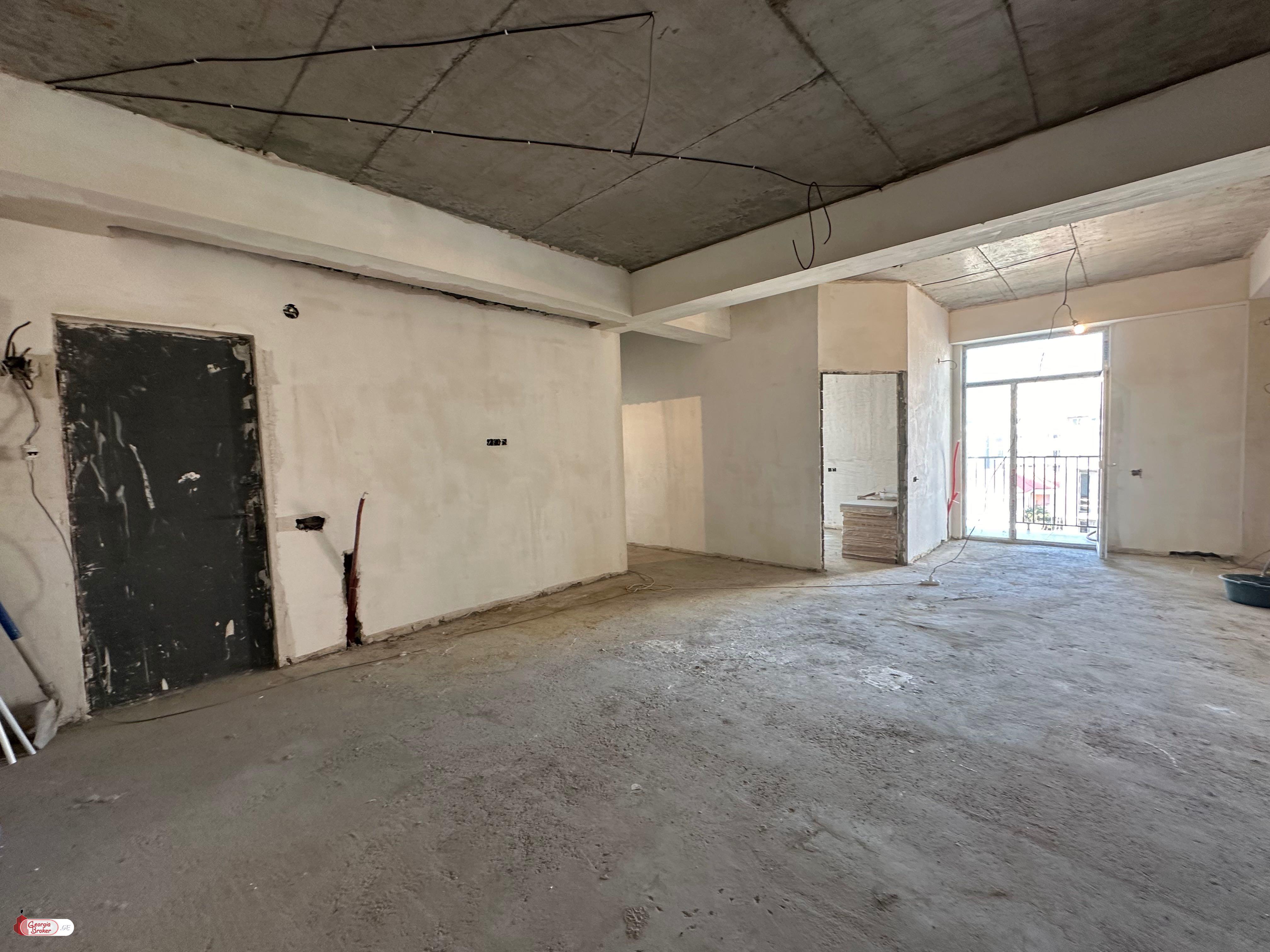 იყიდება ახალი გარემონტებული 3 ოთახიანი ბინა