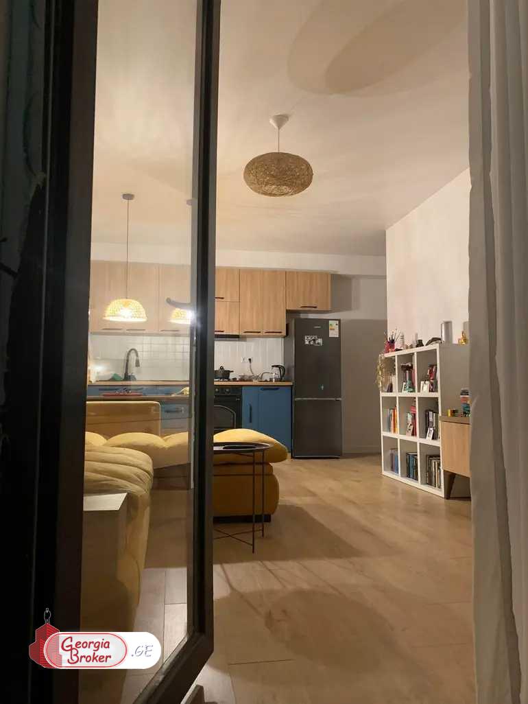 nearly repaired 2-room apartment for sale