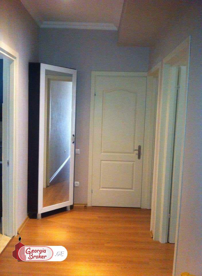 იყიდება ახალი გარემონტებული 3 ოთახიანი ბინა