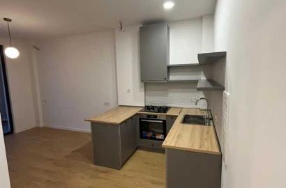 იყიდება ახალი გარემონტებული 2 ოთახიანი ბინა