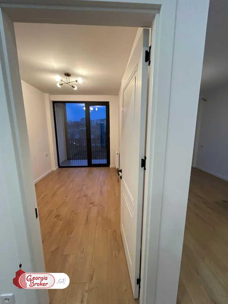 nearly repaired 2-room apartment for sale