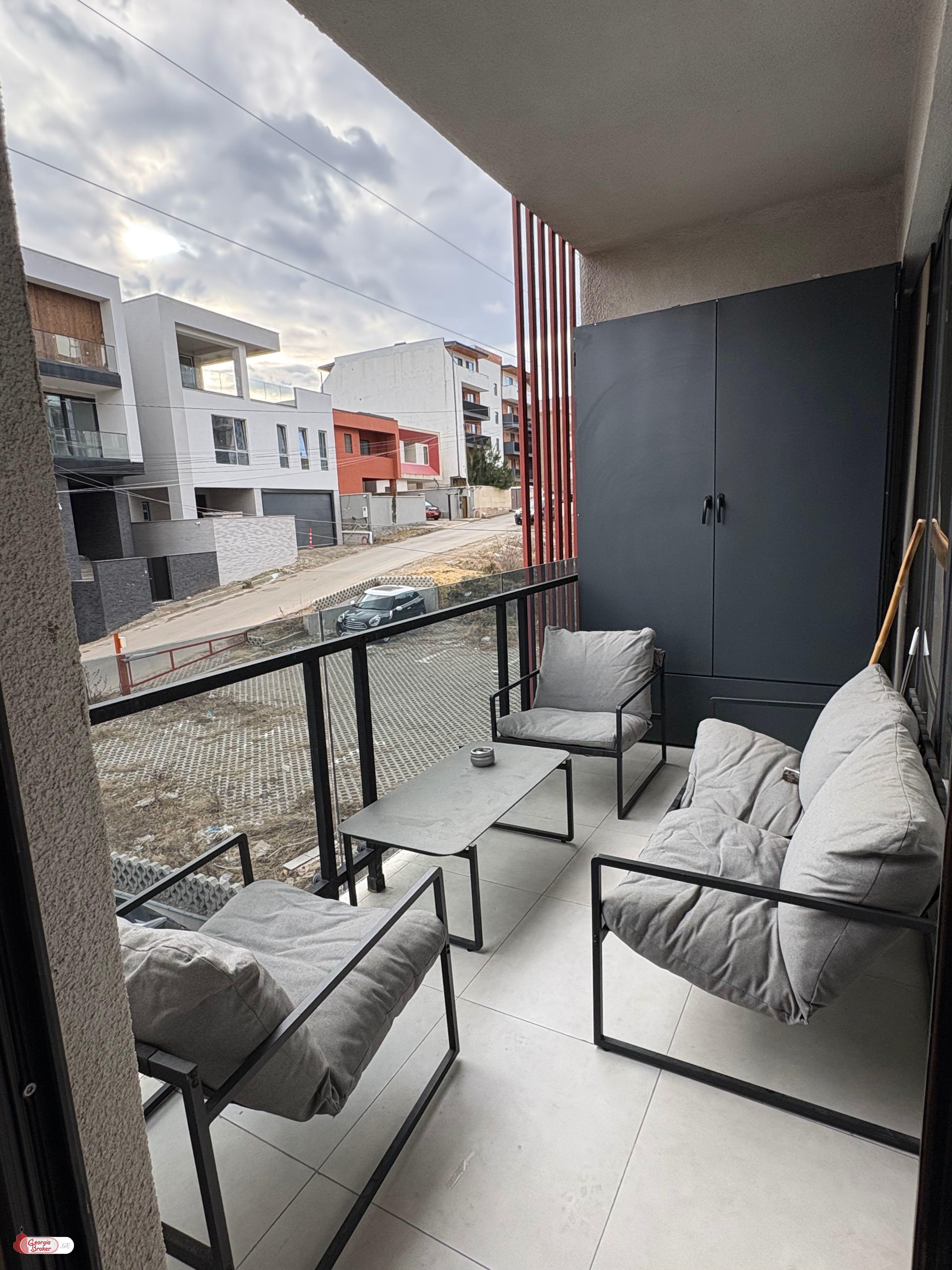 nearly repaired 4-room apartment for sale