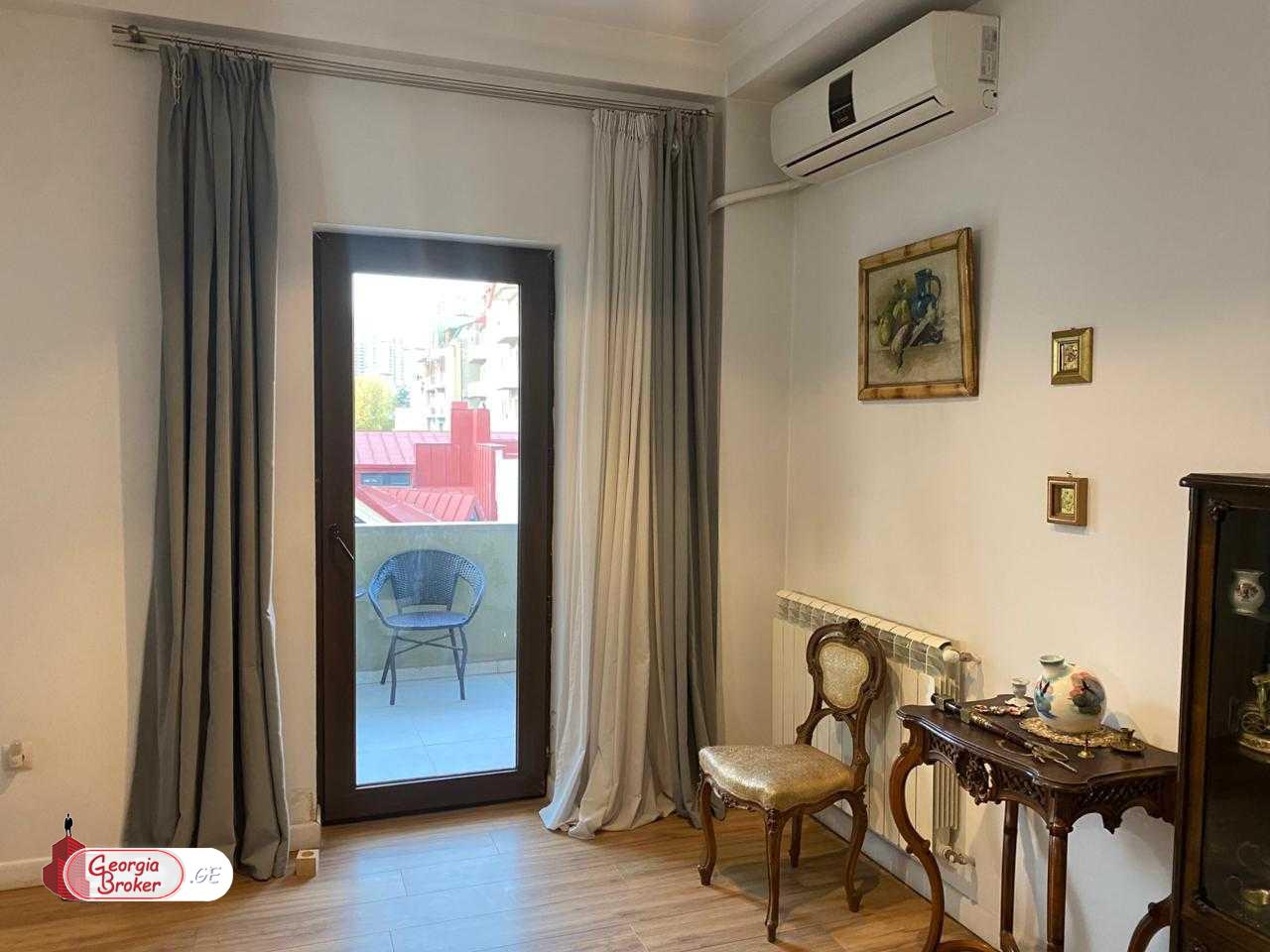 nearly repaired 5-room apartment for sale