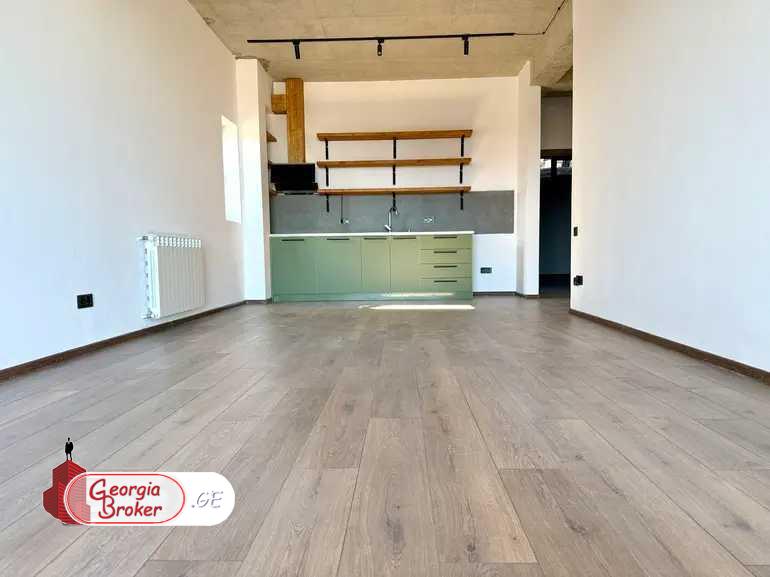 nearly repaired 4-room apartment for sale