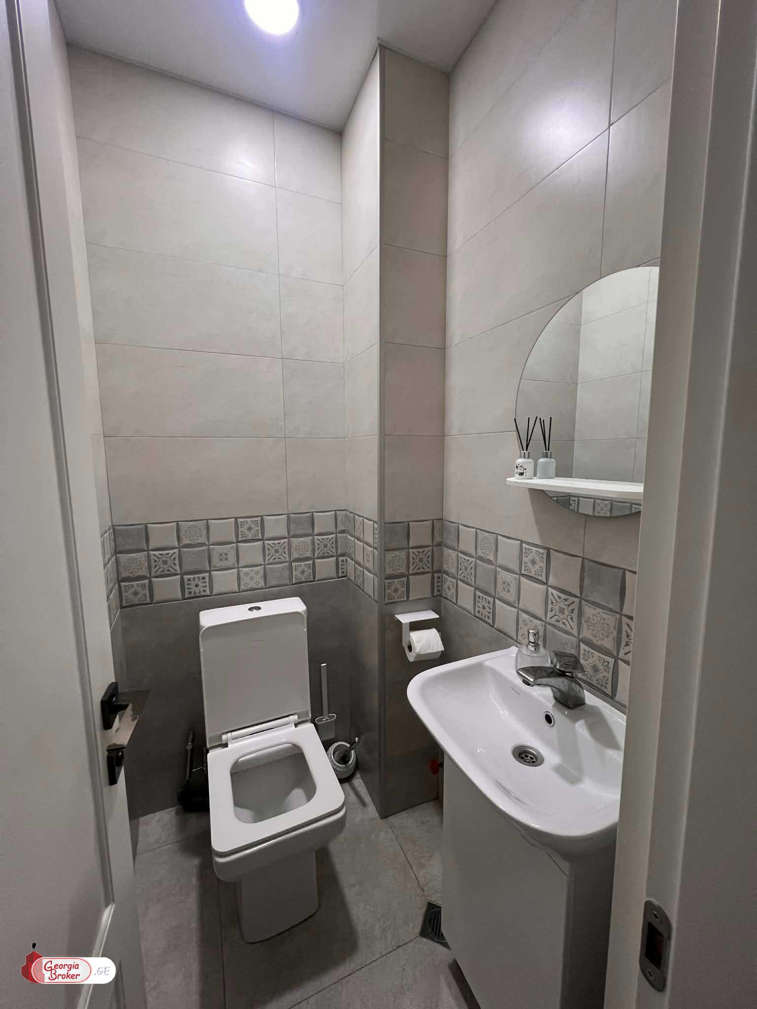 nearly repaired 4-room apartment for sale