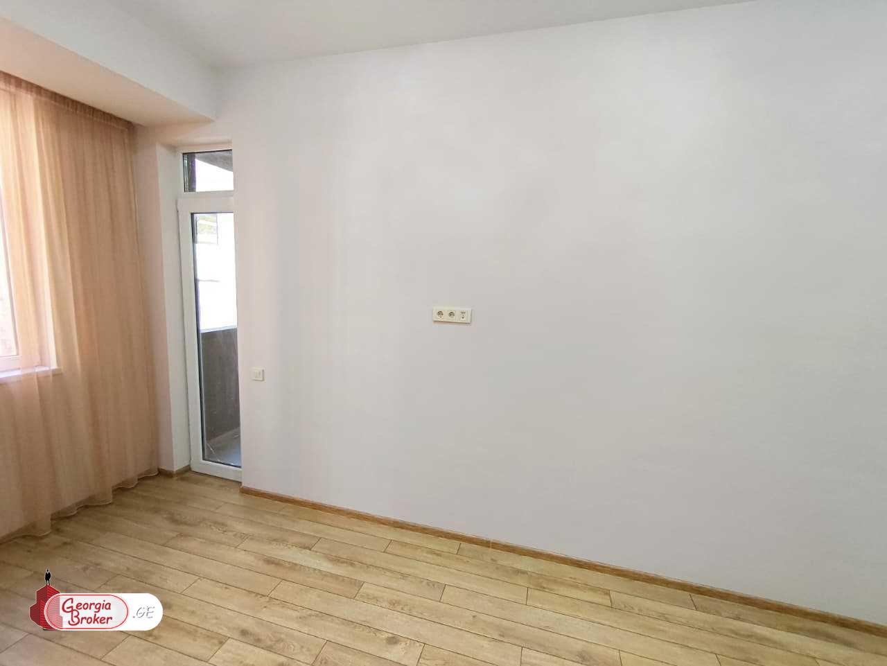 продается квартира с новым ремонтом 2-комнаты