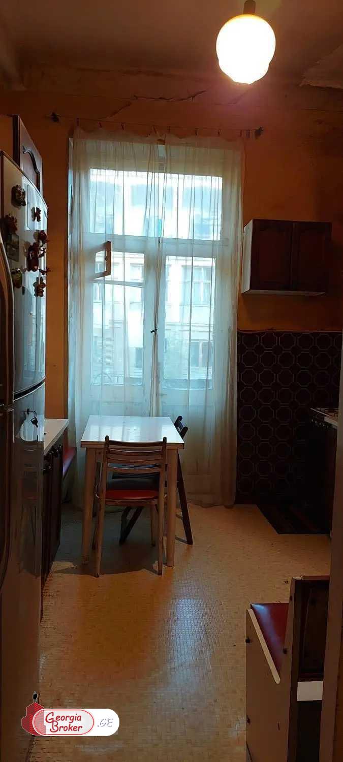 nearly repaired 4-room apartment for sale