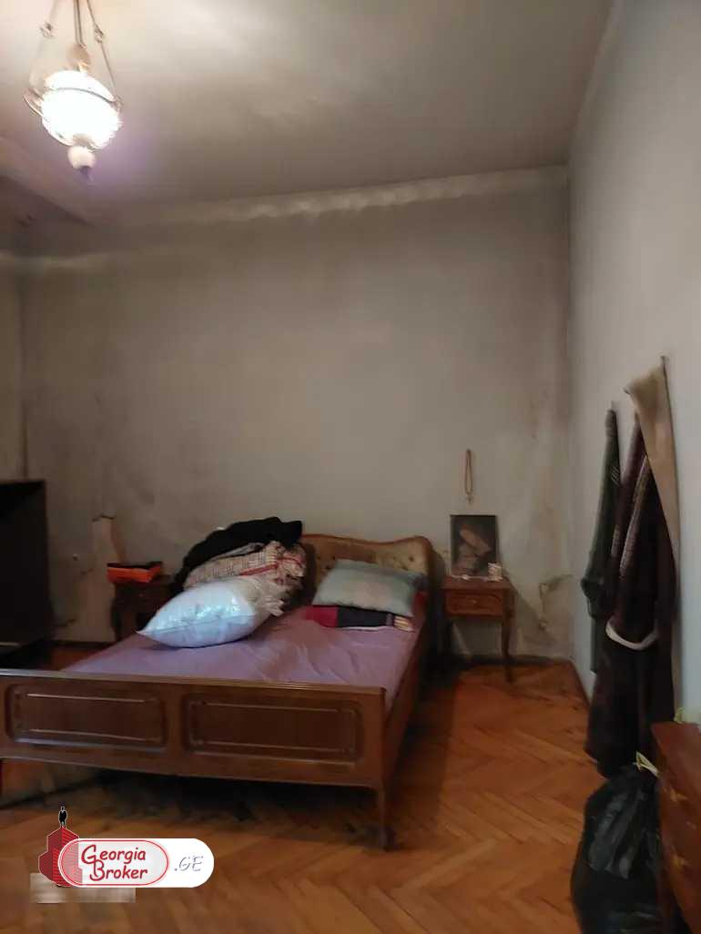 nearly repaired 4-room apartment for sale