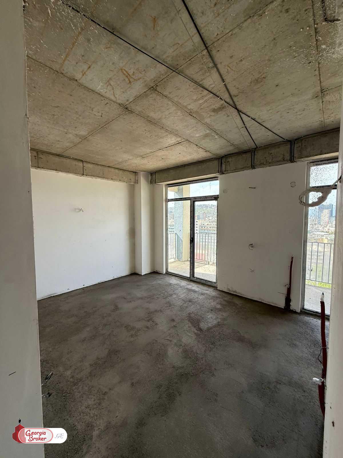 nearly repaired 2-room apartment for sale