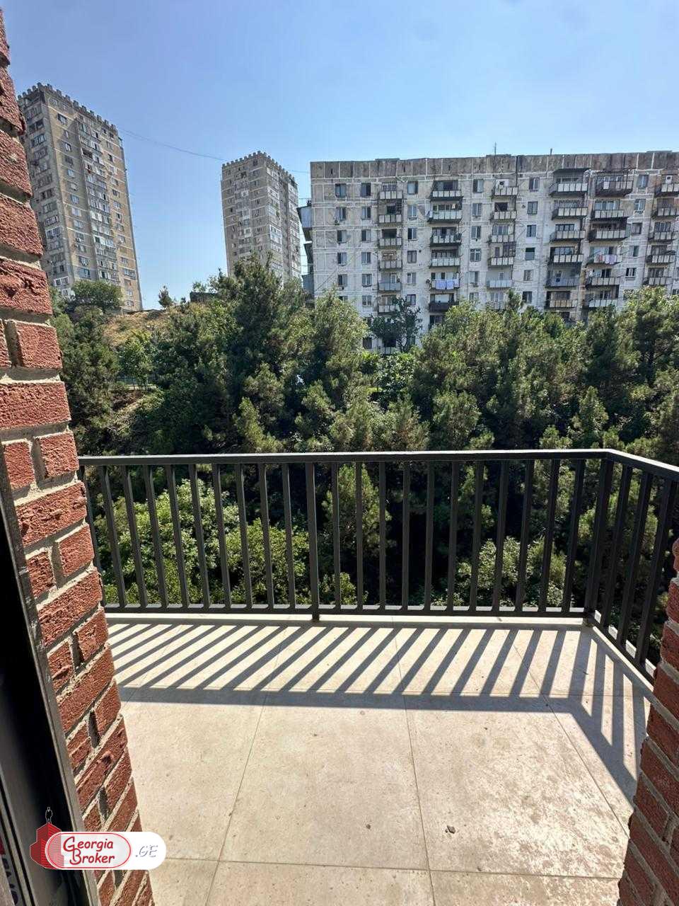 продается квартира с новым ремонтом 2-комнаты