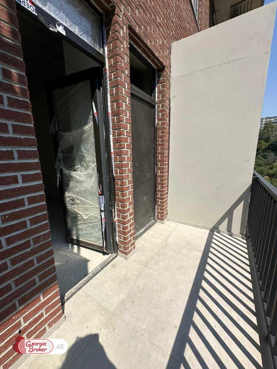 продается квартира с новым ремонтом 2-комнаты