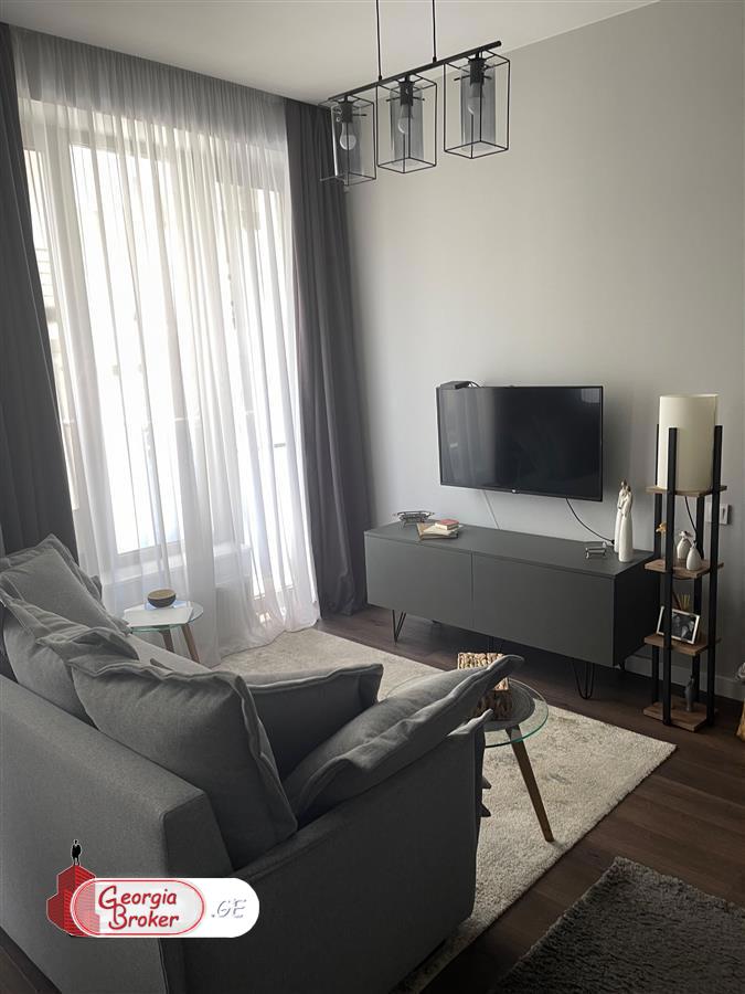 nearly repaired 2-room apartment for sale