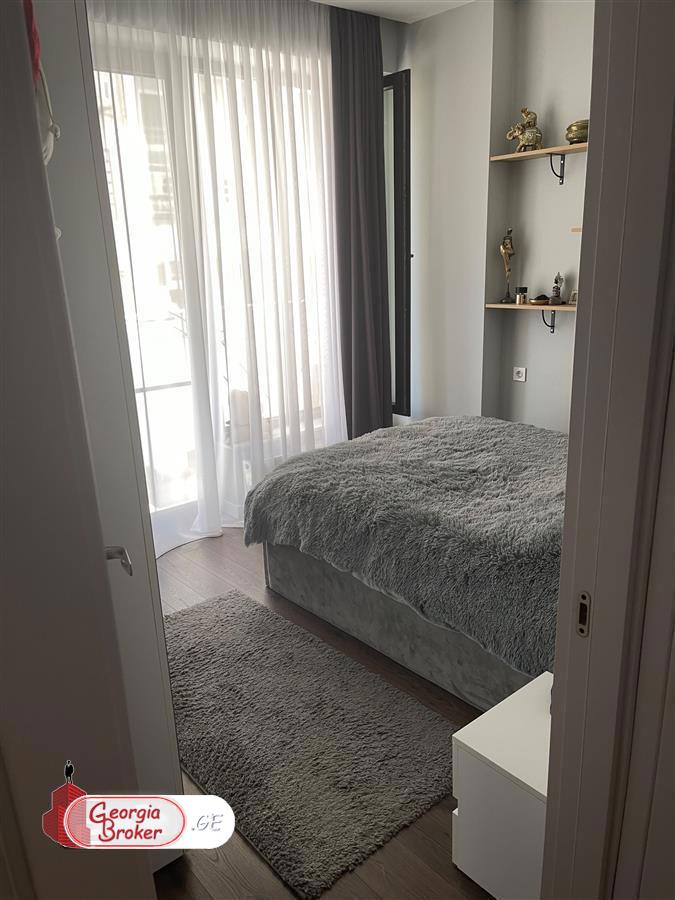 nearly repaired 2-room apartment for sale