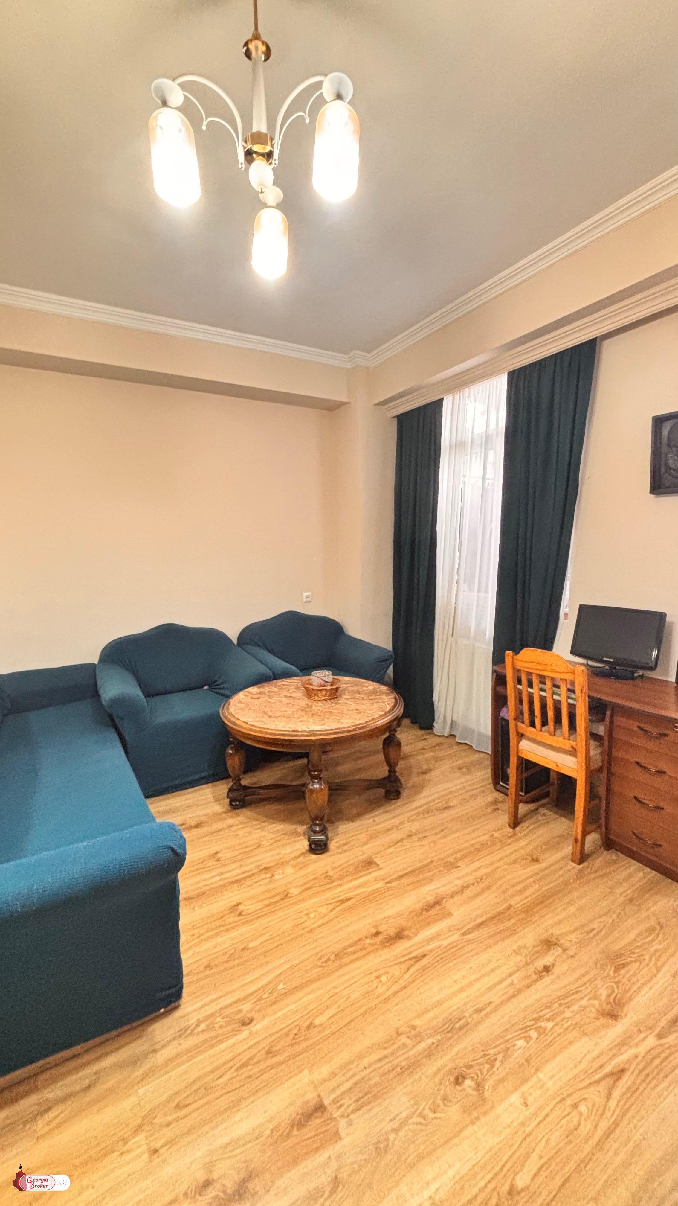 nearly repaired 3-room apartment for sale