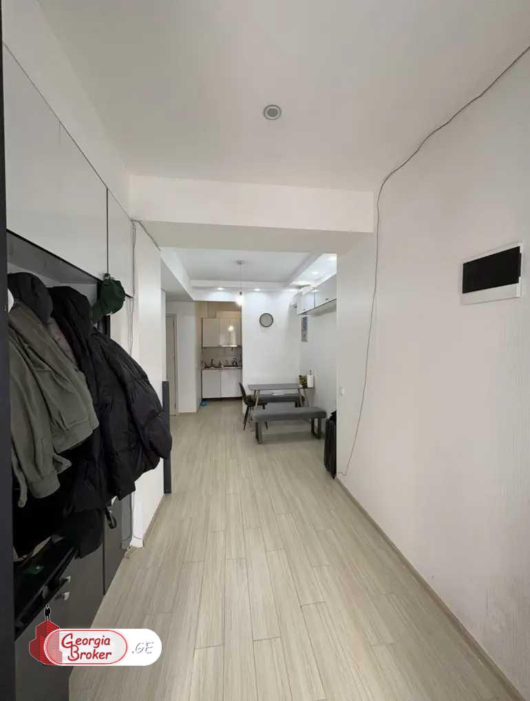 nearly repaired 3-room apartment for sale