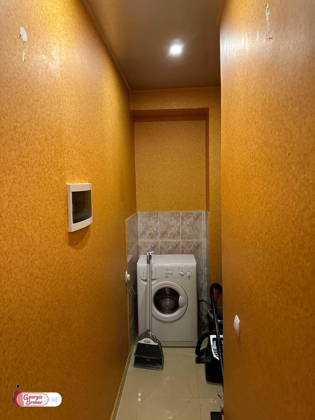 nearly repaired 4-room apartment for sale