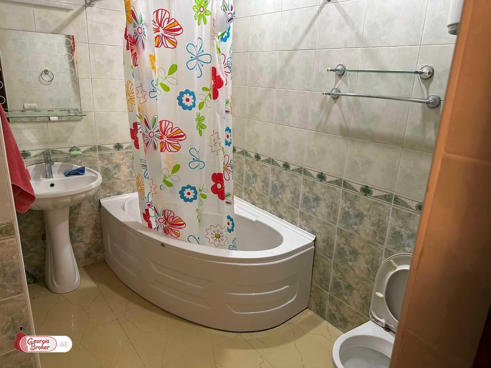 nearly repaired 4-room apartment for sale