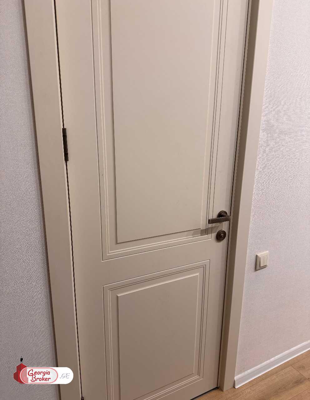 nearly repaired 1-room apartment for sale