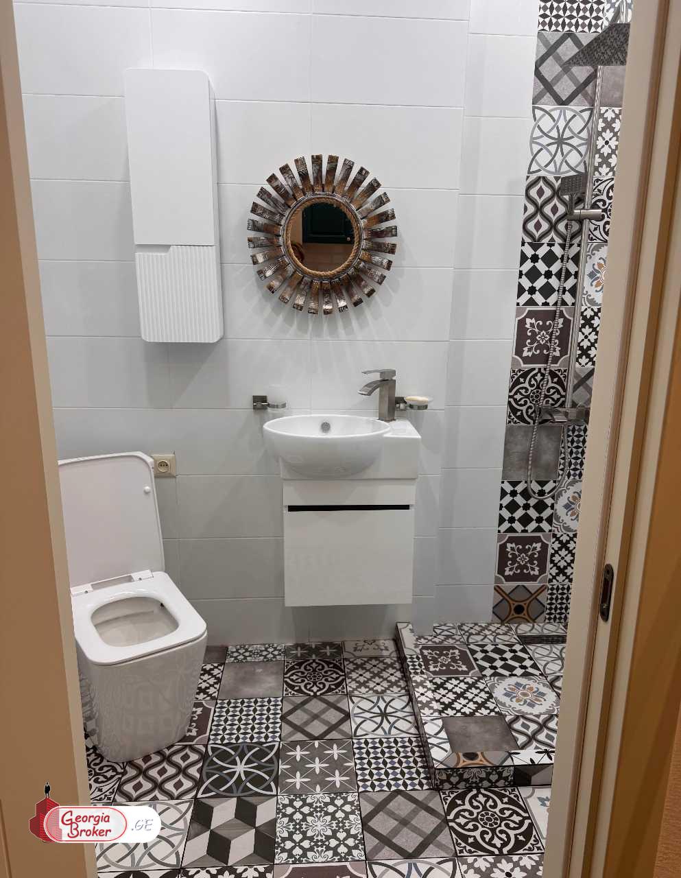 nearly repaired 1-room apartment for sale